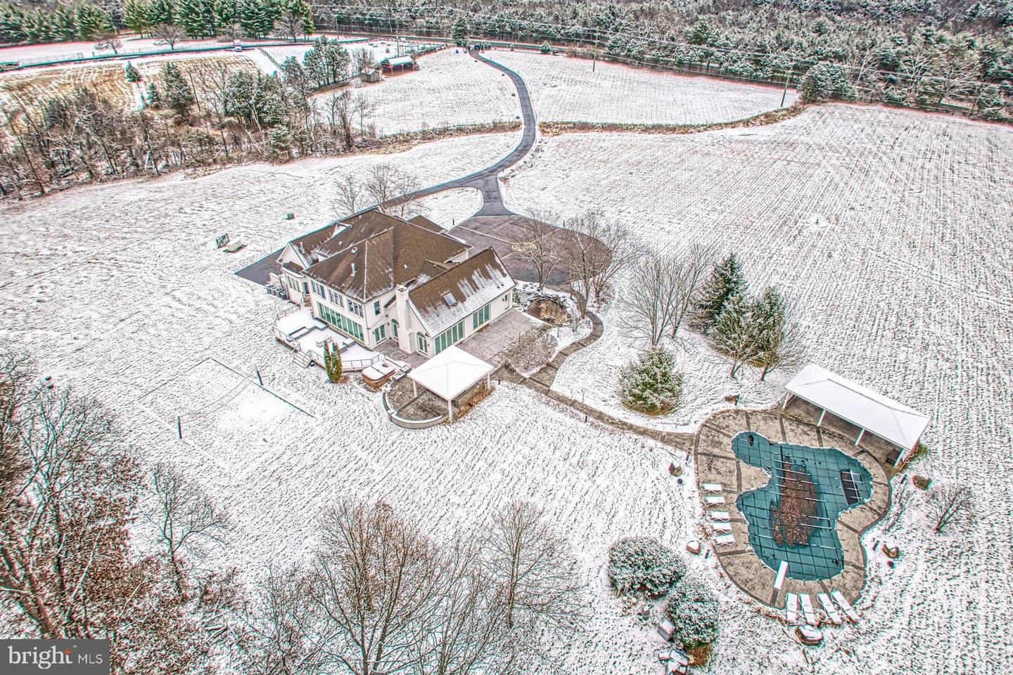 22101 EVERGREEN MILLS RD, LEESBURG, Virginia 20175, 5 Bedrooms Bedrooms, ,8 BathroomsBathrooms,Residential,For sale,22101 EVERGREEN MILLS RD,VALO2111748 MLS # VALO2111748