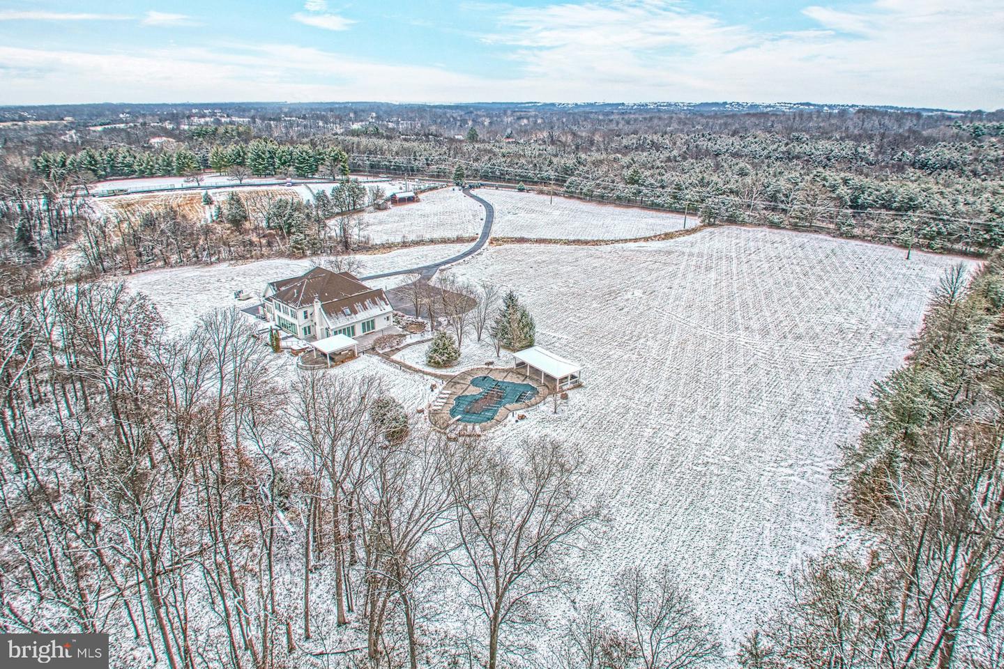 22101 EVERGREEN MILLS RD, LEESBURG, Virginia 20175, 5 Bedrooms Bedrooms, ,8 BathroomsBathrooms,Residential,For sale,22101 EVERGREEN MILLS RD,VALO2111748 MLS # VALO2111748