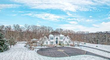 22101 EVERGREEN MILLS RD, LEESBURG, Virginia 20175, 5 Bedrooms Bedrooms, ,8 BathroomsBathrooms,Residential,For sale,22101 EVERGREEN MILLS RD,VALO2111748 MLS # VALO2111748