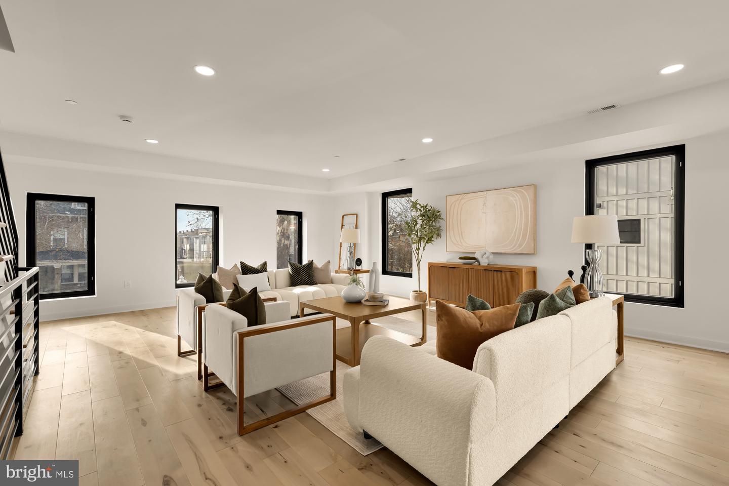 641 QUEBEC PL NW #2, WASHINGTON, District Of Columbia 20010, 3 Bedrooms Bedrooms, ,3 BathroomsBathrooms,Residential,For sale,641 QUEBEC PL NW #2,DCDC2232870 MLS # DCDC2232870 641 QUEBEC PL NW #2, WASHINGTON, District Of Columbia 20010, 3 Bedrooms Bedrooms, ,3 BathroomsBathrooms,Residential,For sale,641 QUEBEC PL NW #2,DCDC2232870 MLS # DCDC2232870