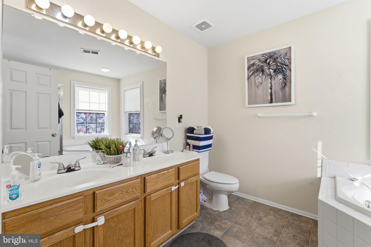 19 RAMSEY DR, STAFFORD, Virginia 22556, 5 Bedrooms Bedrooms, 11 Rooms Rooms,3 BathroomsBathrooms,Residential,For sale,19 RAMSEY DR,VAST2044440 MLS # VAST2044440