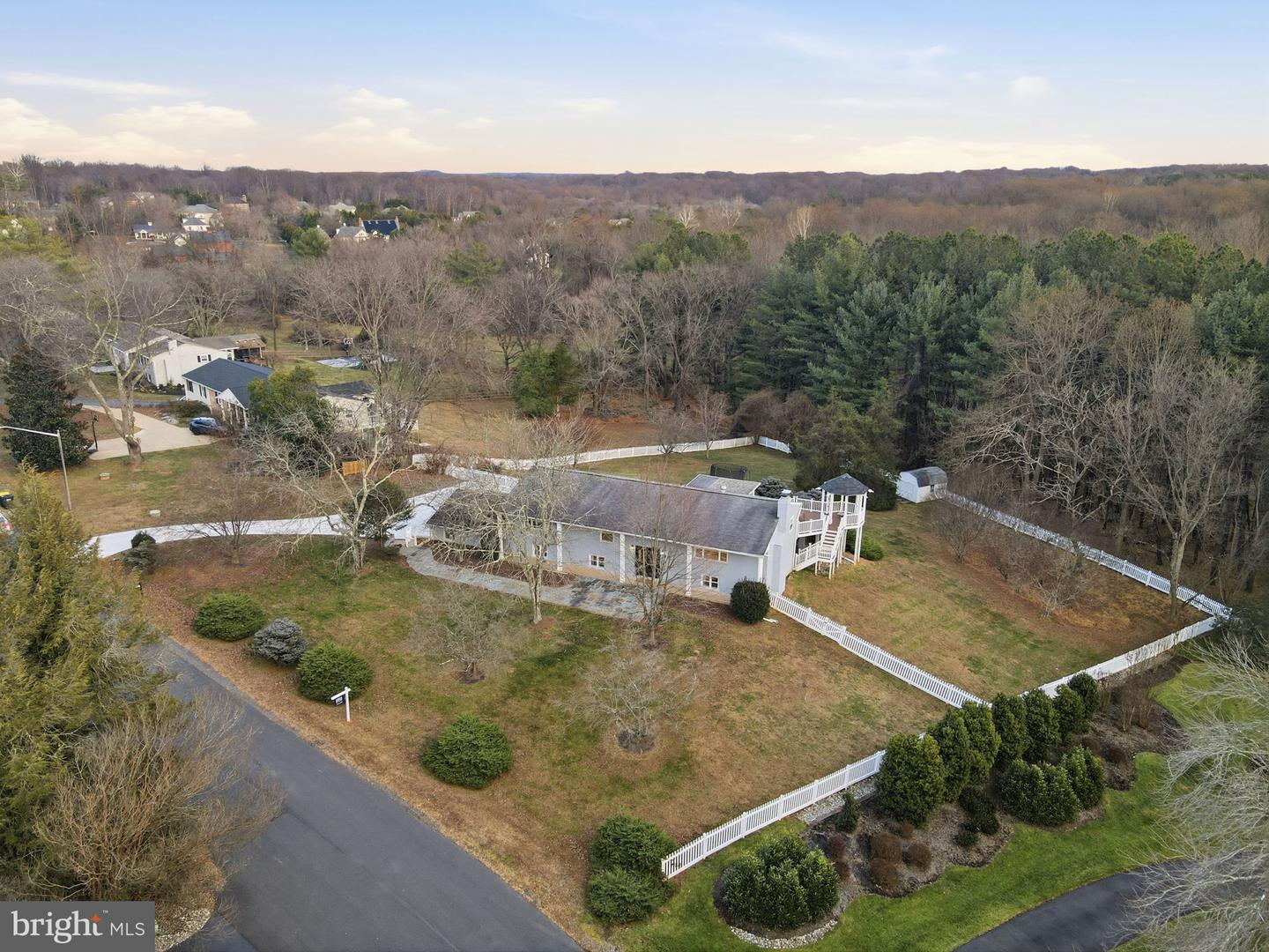 3017 LEEFIELD DR, HERNDON, Virginia 20171, 5 Bedrooms Bedrooms, 9 Rooms Rooms,3 BathroomsBathrooms,Residential,For sale,3017 LEEFIELD DR,VAFX2280720 MLS # VAFX2280720