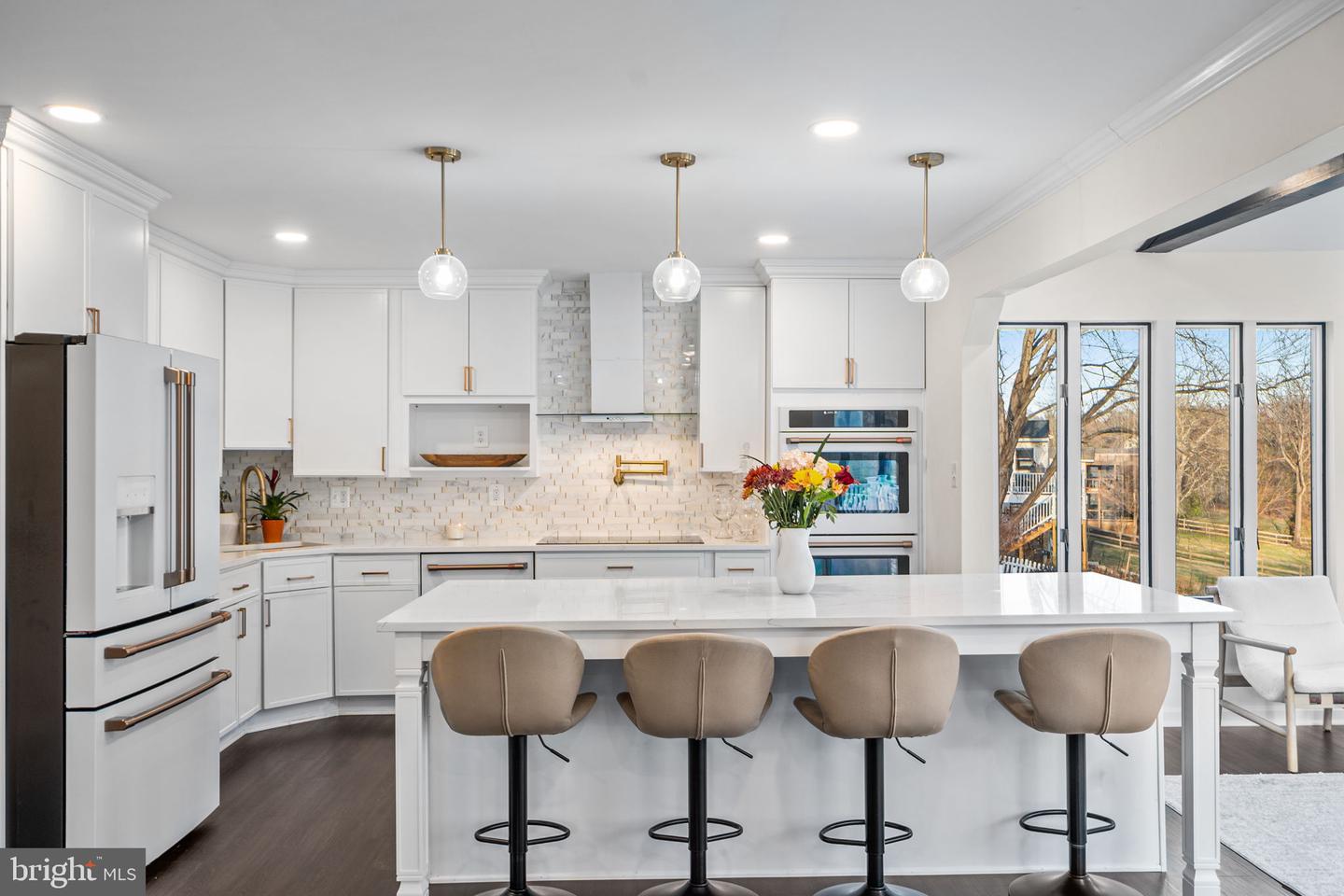 3017 LEEFIELD DR, HERNDON, Virginia 20171, 5 Bedrooms Bedrooms, 9 Rooms Rooms,3 BathroomsBathrooms,Residential,For sale,3017 LEEFIELD DR,VAFX2280720 MLS # VAFX2280720