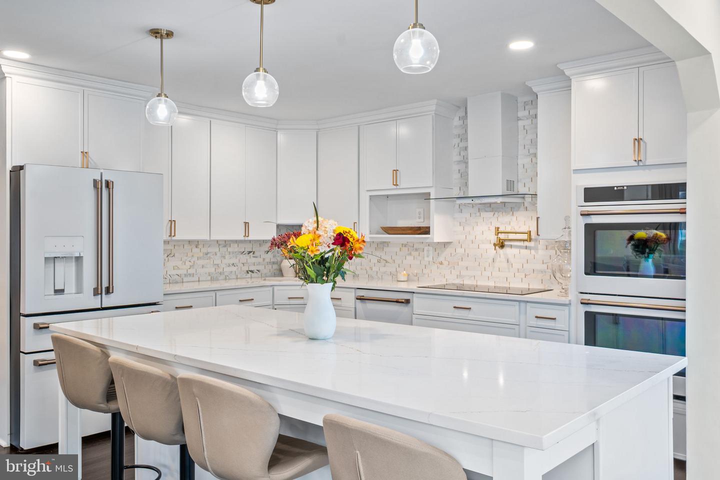 3017 LEEFIELD DR, HERNDON, Virginia 20171, 5 Bedrooms Bedrooms, 9 Rooms Rooms,3 BathroomsBathrooms,Residential,For sale,3017 LEEFIELD DR,VAFX2280720 MLS # VAFX2280720