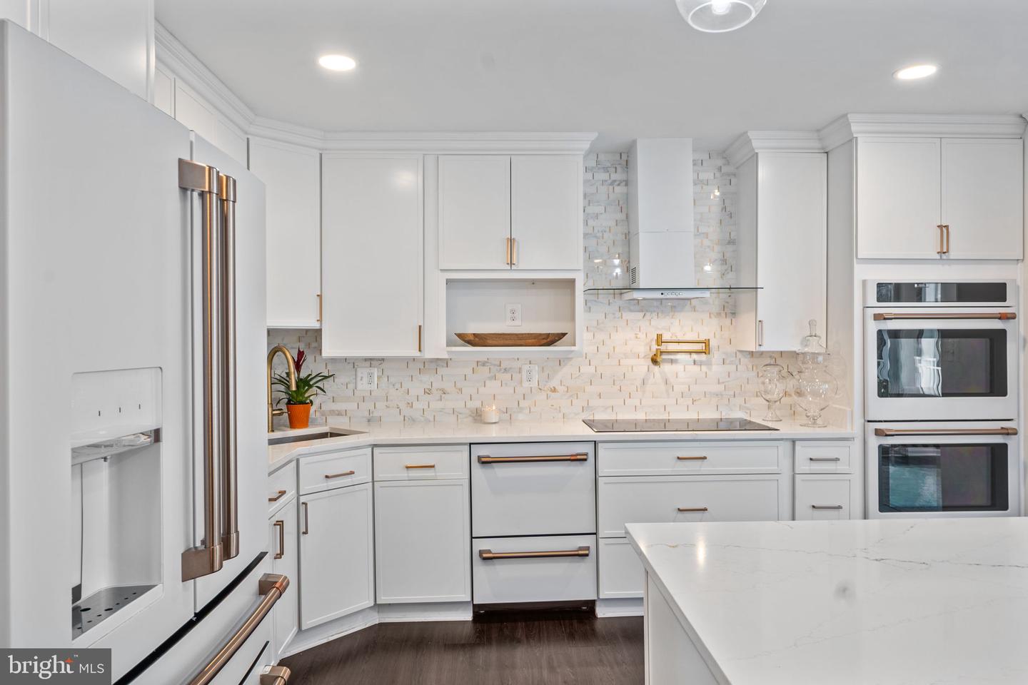 3017 LEEFIELD DR, HERNDON, Virginia 20171, 5 Bedrooms Bedrooms, 9 Rooms Rooms,3 BathroomsBathrooms,Residential,For sale,3017 LEEFIELD DR,VAFX2280720 MLS # VAFX2280720