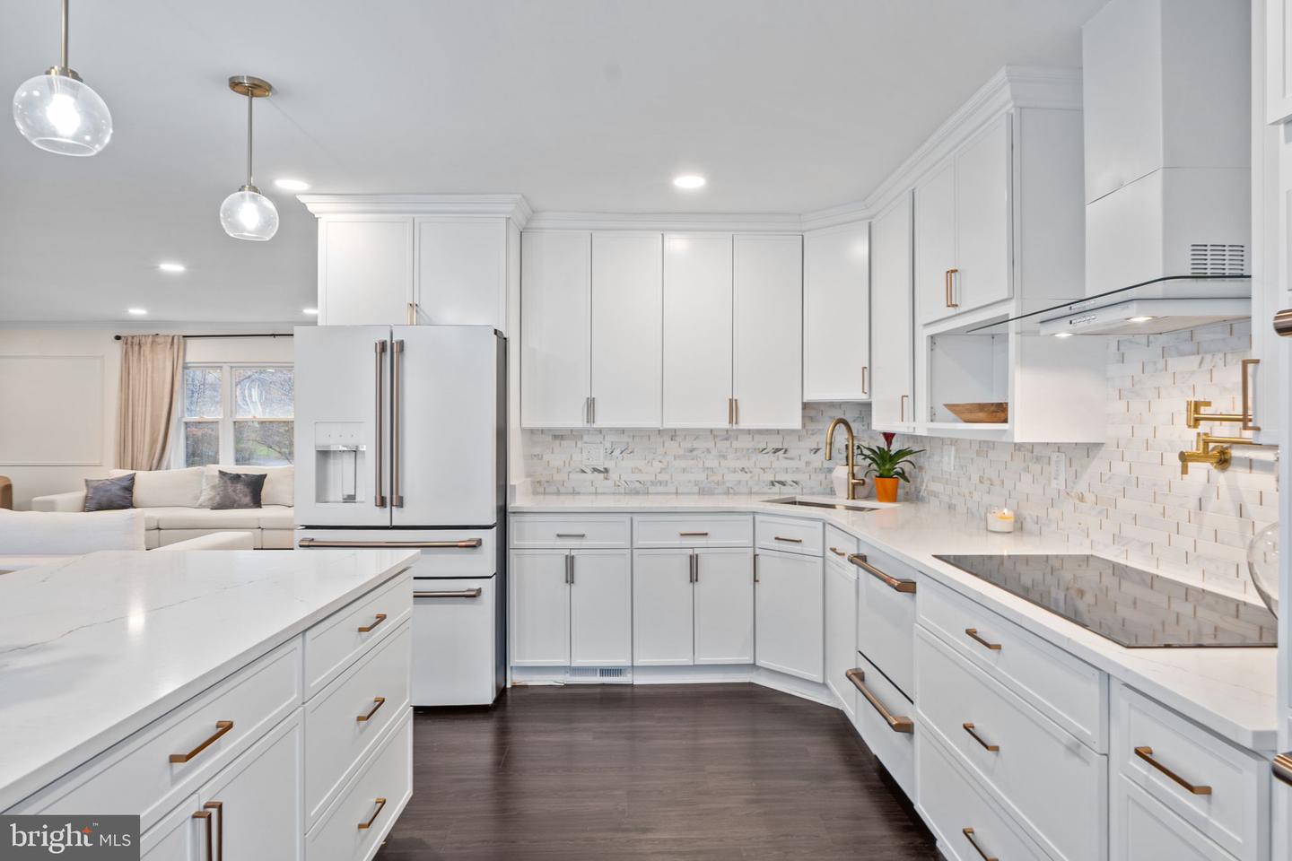 3017 LEEFIELD DR, HERNDON, Virginia 20171, 5 Bedrooms Bedrooms, 9 Rooms Rooms,3 BathroomsBathrooms,Residential,For sale,3017 LEEFIELD DR,VAFX2280720 MLS # VAFX2280720