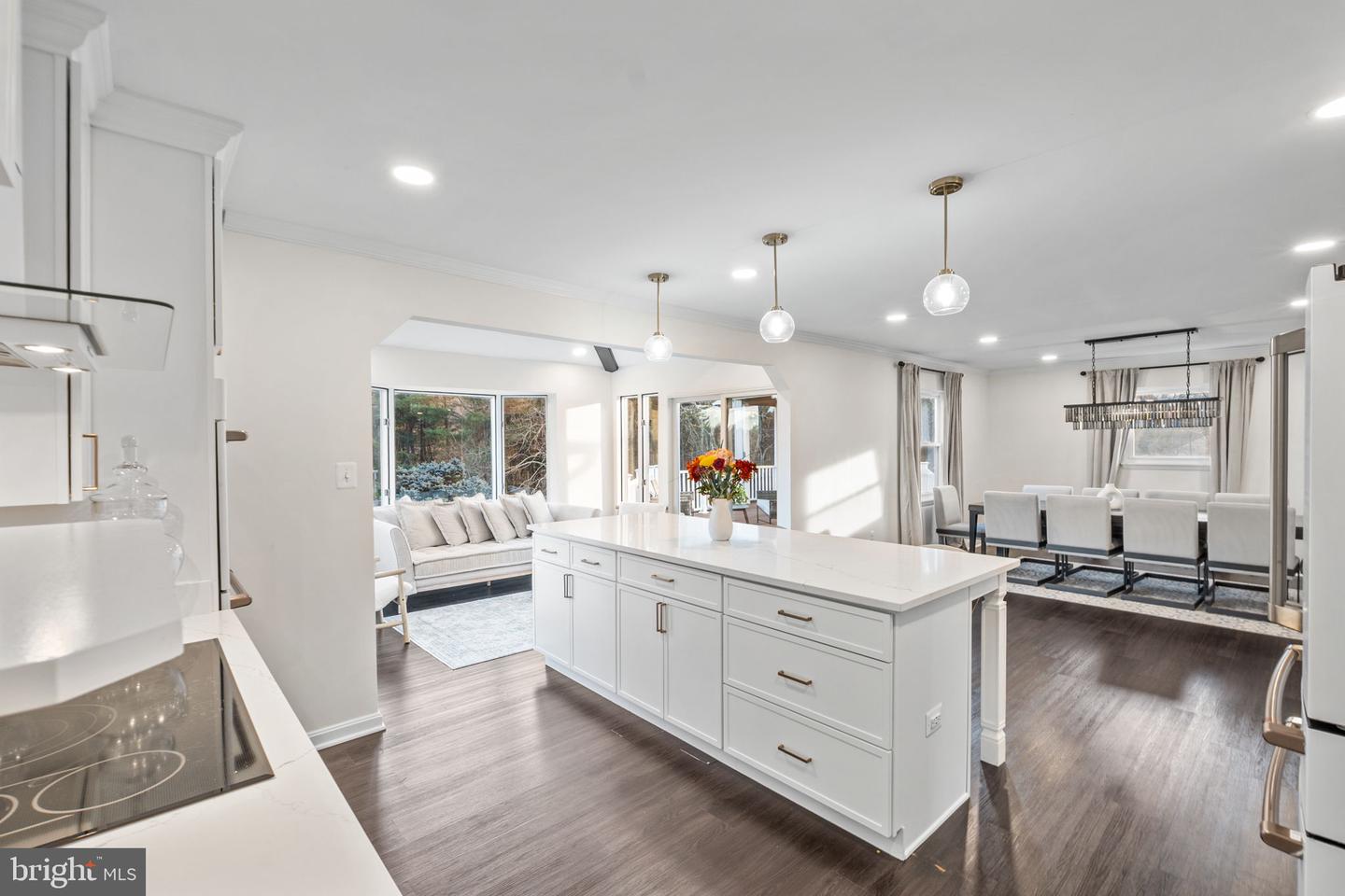 3017 LEEFIELD DR, HERNDON, Virginia 20171, 5 Bedrooms Bedrooms, 9 Rooms Rooms,3 BathroomsBathrooms,Residential,For sale,3017 LEEFIELD DR,VAFX2280720 MLS # VAFX2280720