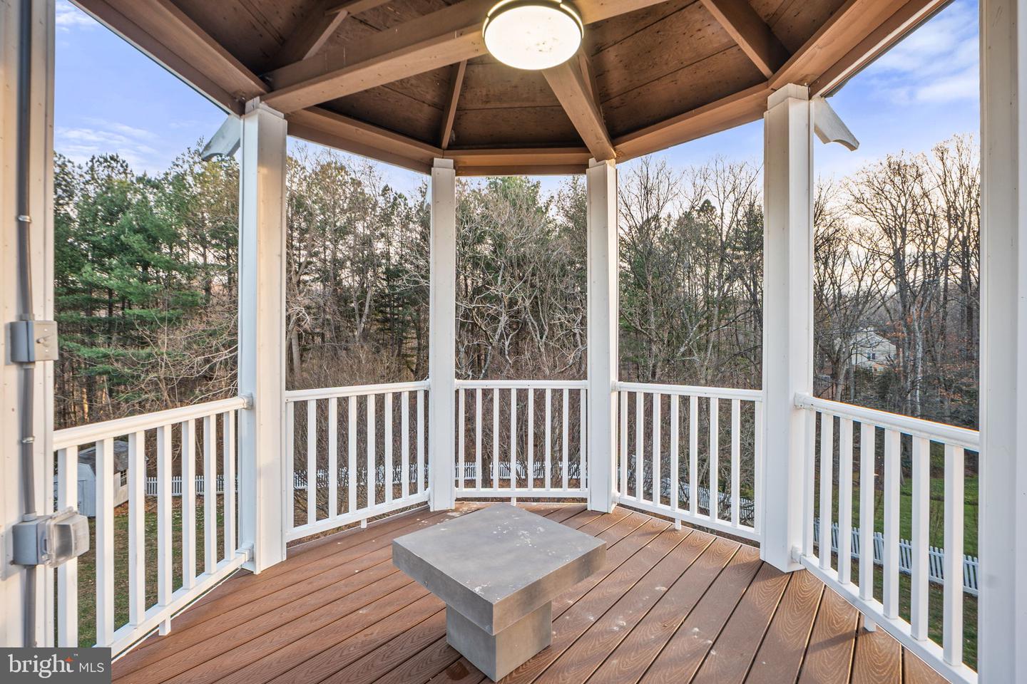 3017 LEEFIELD DR, HERNDON, Virginia 20171, 5 Bedrooms Bedrooms, 9 Rooms Rooms,3 BathroomsBathrooms,Residential,For sale,3017 LEEFIELD DR,VAFX2280720 MLS # VAFX2280720