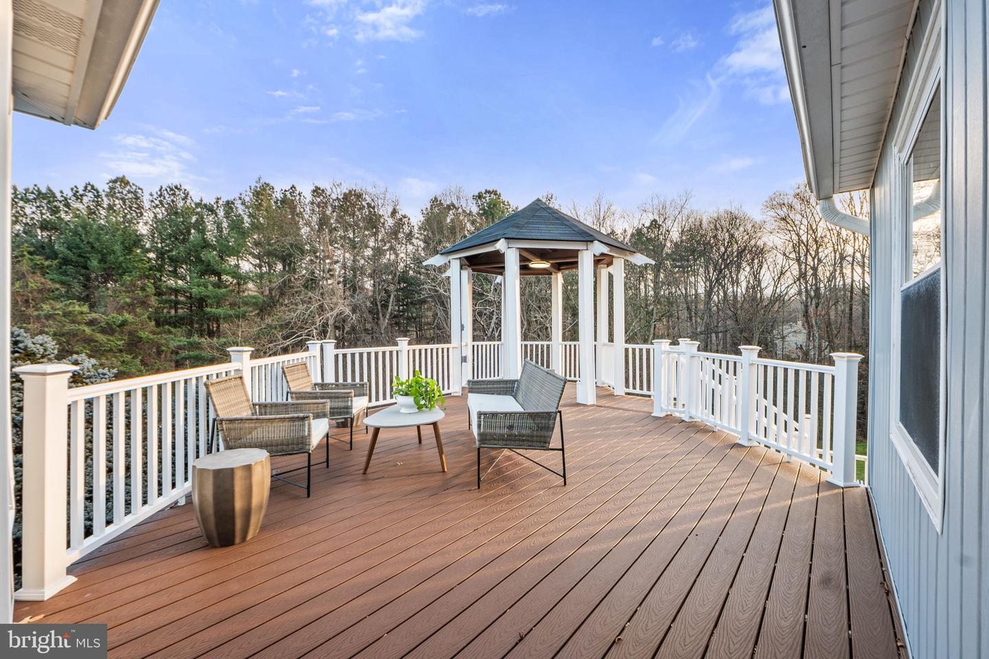 3017 LEEFIELD DR, HERNDON, Virginia 20171, 5 Bedrooms Bedrooms, 9 Rooms Rooms,3 BathroomsBathrooms,Residential,For sale,3017 LEEFIELD DR,VAFX2280720 MLS # VAFX2280720