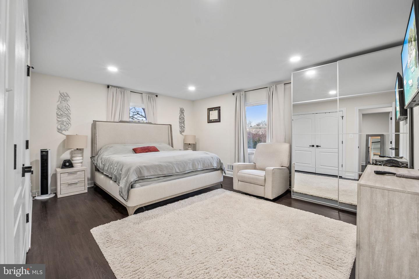 3017 LEEFIELD DR, HERNDON, Virginia 20171, 5 Bedrooms Bedrooms, 9 Rooms Rooms,3 BathroomsBathrooms,Residential,For sale,3017 LEEFIELD DR,VAFX2280720 MLS # VAFX2280720