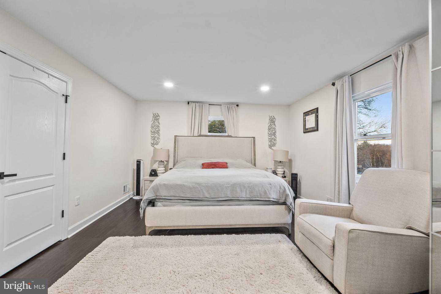 3017 LEEFIELD DR, HERNDON, Virginia 20171, 5 Bedrooms Bedrooms, 9 Rooms Rooms,3 BathroomsBathrooms,Residential,For sale,3017 LEEFIELD DR,VAFX2280720 MLS # VAFX2280720