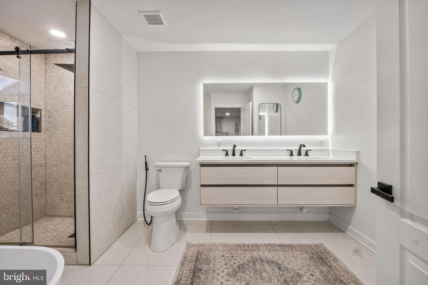 3017 LEEFIELD DR, HERNDON, Virginia 20171, 5 Bedrooms Bedrooms, 9 Rooms Rooms,3 BathroomsBathrooms,Residential,For sale,3017 LEEFIELD DR,VAFX2280720 MLS # VAFX2280720