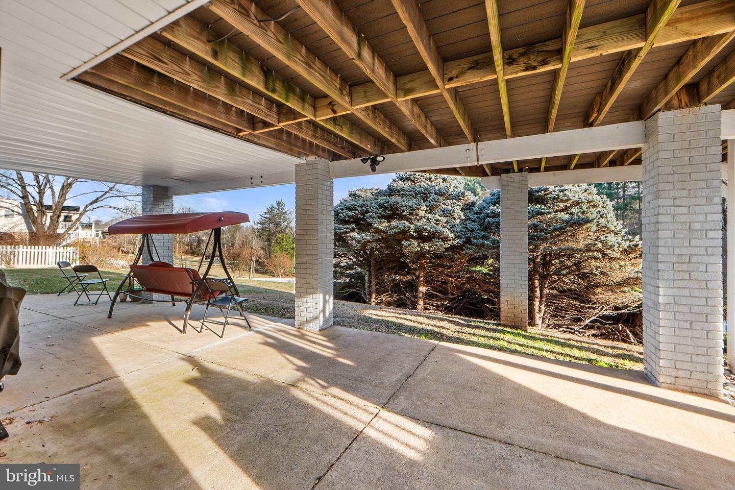 3017 LEEFIELD DR, HERNDON, Virginia 20171, 5 Bedrooms Bedrooms, 9 Rooms Rooms,3 BathroomsBathrooms,Residential,For sale,3017 LEEFIELD DR,VAFX2280720 MLS # VAFX2280720