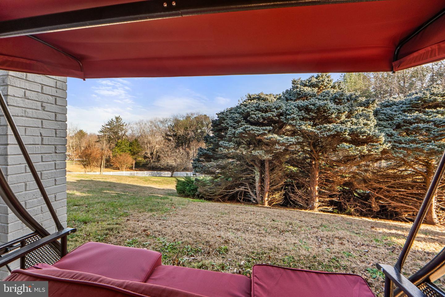 3017 LEEFIELD DR, HERNDON, Virginia 20171, 5 Bedrooms Bedrooms, 9 Rooms Rooms,3 BathroomsBathrooms,Residential,For sale,3017 LEEFIELD DR,VAFX2280720 MLS # VAFX2280720