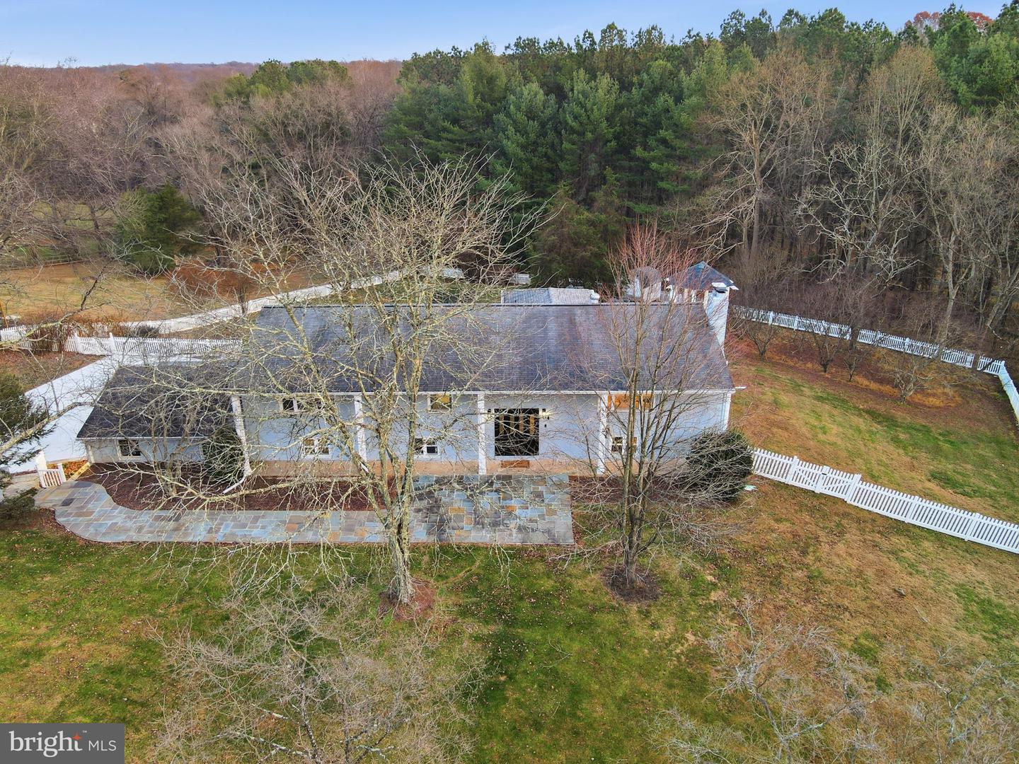 3017 LEEFIELD DR, HERNDON, Virginia 20171, 5 Bedrooms Bedrooms, 9 Rooms Rooms,3 BathroomsBathrooms,Residential,For sale,3017 LEEFIELD DR,VAFX2280720 MLS # VAFX2280720