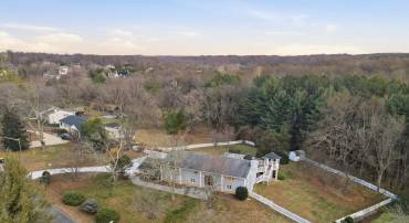 3017 LEEFIELD DR, HERNDON, Virginia 20171, 5 Bedrooms Bedrooms, 9 Rooms Rooms,3 BathroomsBathrooms,Residential,For sale,3017 LEEFIELD DR,VAFX2280720 MLS # VAFX2280720