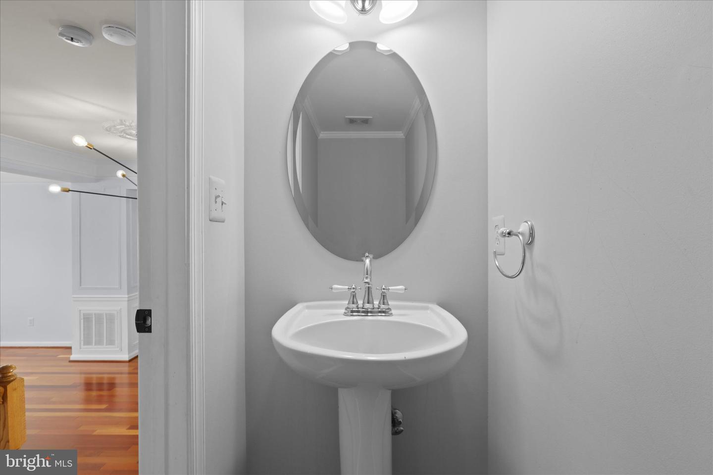 24686 NETTLE MILL SQ, ALDIE, Virginia 20105, 4 Bedrooms Bedrooms, ,3 BathroomsBathrooms,Residential,For sale,24686 NETTLE MILL SQ,VALO2111948 MLS # VALO2111948