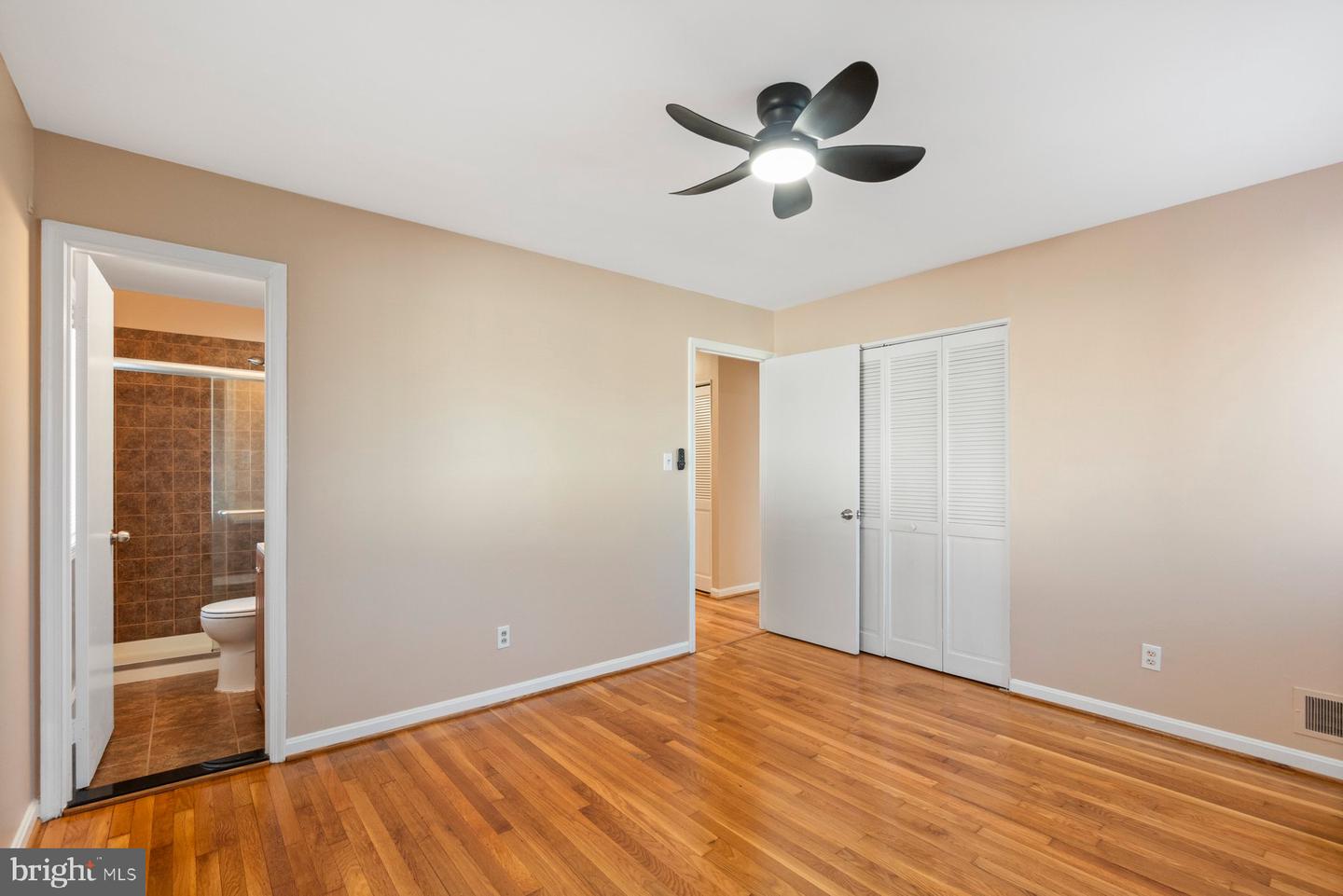 7852 OREANA DR, ANNANDALE, Virginia 22003, 5 Bedrooms Bedrooms, ,4 BathroomsBathrooms,Residential,For sale,7852 OREANA DR,VAFX2281416 MLS # VAFX2281416