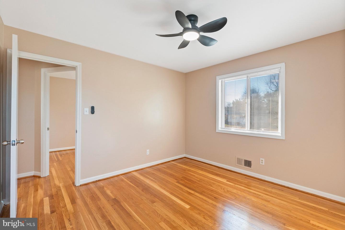 7852 OREANA DR, ANNANDALE, Virginia 22003, 5 Bedrooms Bedrooms, ,4 BathroomsBathrooms,Residential,For sale,7852 OREANA DR,VAFX2281416 MLS # VAFX2281416