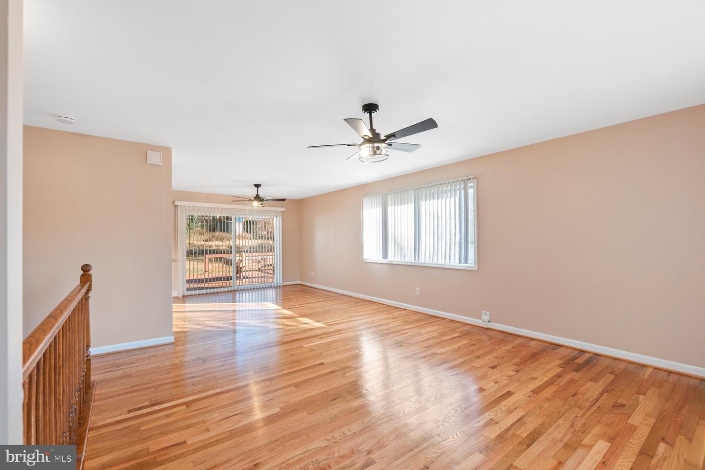 7852 OREANA DR, ANNANDALE, Virginia 22003, 5 Bedrooms Bedrooms, ,4 BathroomsBathrooms,Residential,For sale,7852 OREANA DR,VAFX2281416 MLS # VAFX2281416