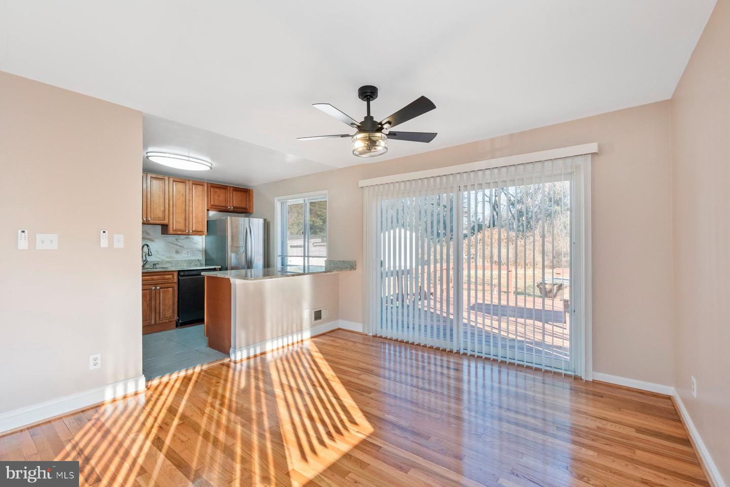 7852 OREANA DR, ANNANDALE, Virginia 22003, 5 Bedrooms Bedrooms, ,4 BathroomsBathrooms,Residential,For sale,7852 OREANA DR,VAFX2281416 MLS # VAFX2281416