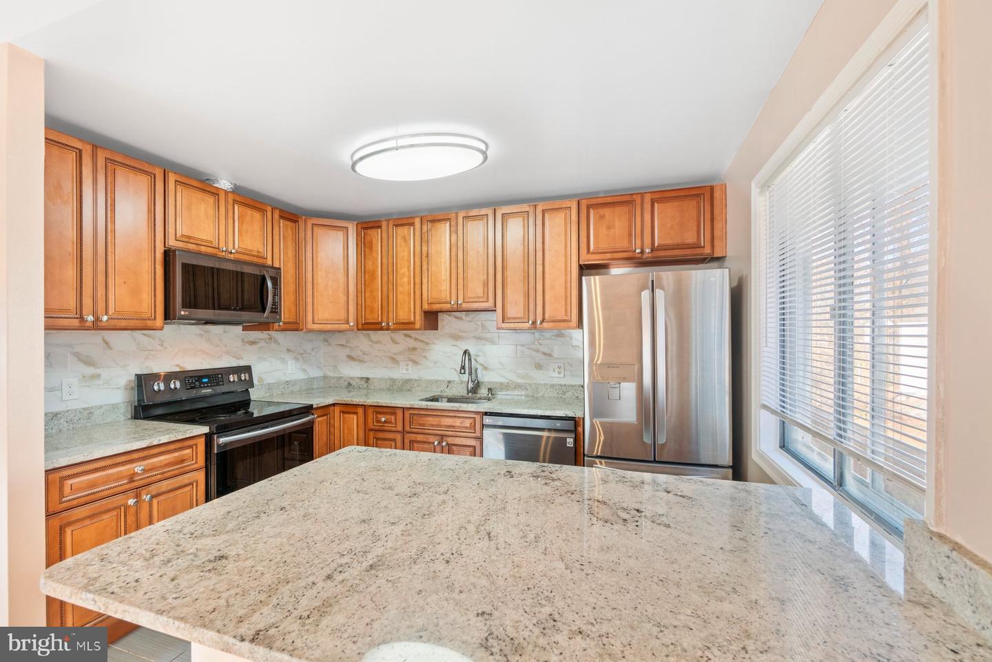 7852 OREANA DR, ANNANDALE, Virginia 22003, 5 Bedrooms Bedrooms, ,4 BathroomsBathrooms,Residential,For sale,7852 OREANA DR,VAFX2281416 MLS # VAFX2281416