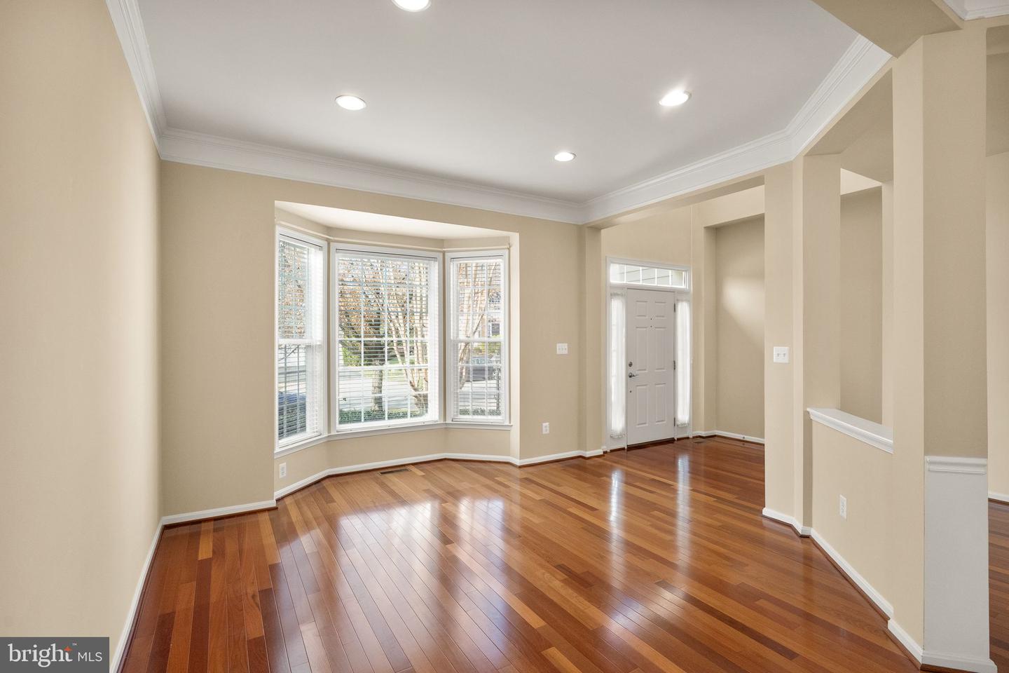 19296 CREEK FIELD CIR, LEESBURG, Virginia 20176, 4 Bedrooms Bedrooms, ,4 BathroomsBathrooms,Residential,For sale,19296 CREEK FIELD CIR,VALO2111832 MLS # VALO2111832