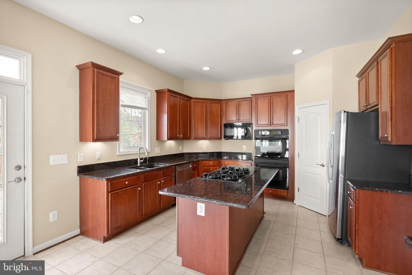 19296 CREEK FIELD CIR, LEESBURG, Virginia 20176, 4 Bedrooms Bedrooms, ,4 BathroomsBathrooms,Residential,For sale,19296 CREEK FIELD CIR,VALO2111832 MLS # VALO2111832