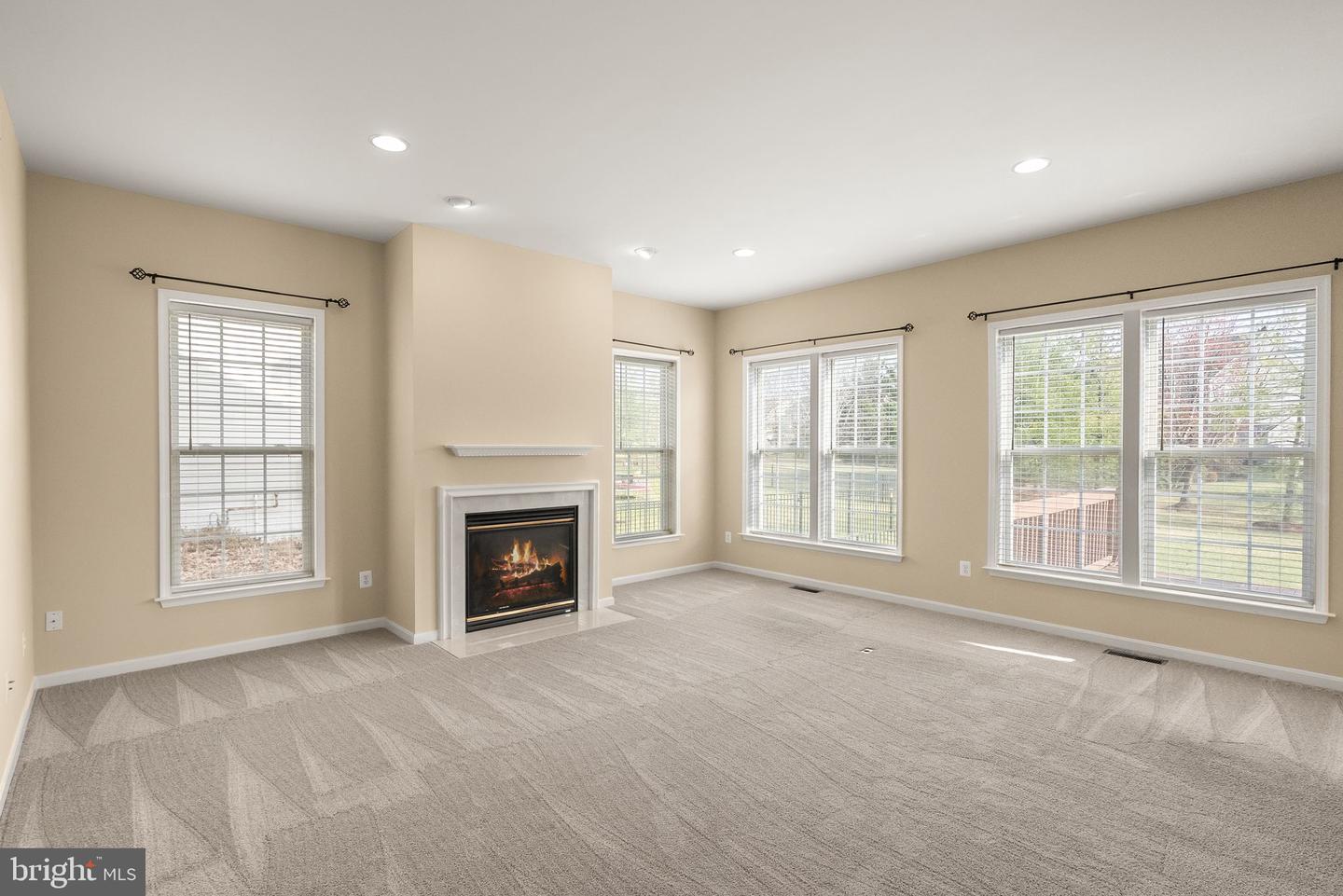 19296 CREEK FIELD CIR, LEESBURG, Virginia 20176, 4 Bedrooms Bedrooms, ,4 BathroomsBathrooms,Residential,For sale,19296 CREEK FIELD CIR,VALO2111832 MLS # VALO2111832