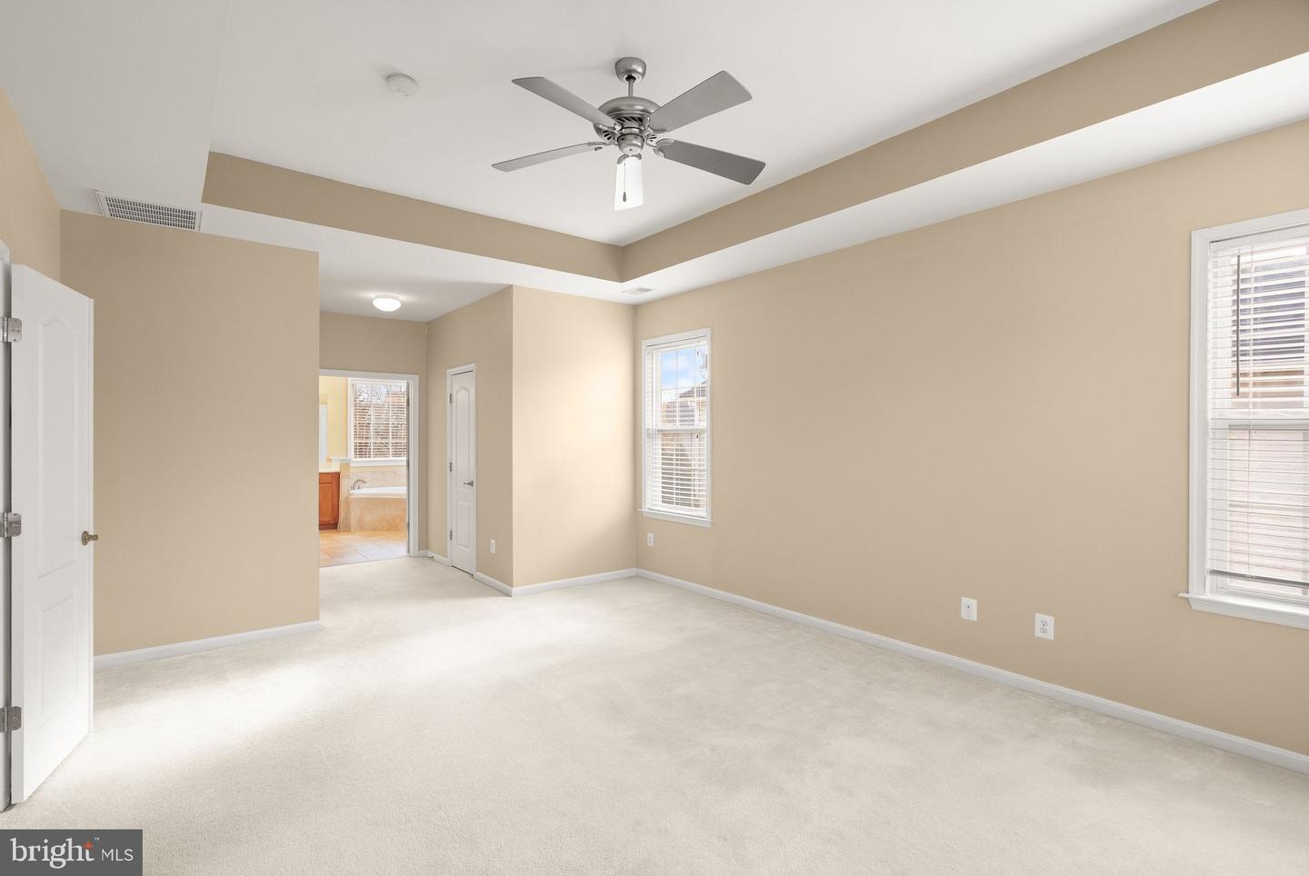 19296 CREEK FIELD CIR, LEESBURG, Virginia 20176, 4 Bedrooms Bedrooms, ,4 BathroomsBathrooms,Residential,For sale,19296 CREEK FIELD CIR,VALO2111832 MLS # VALO2111832