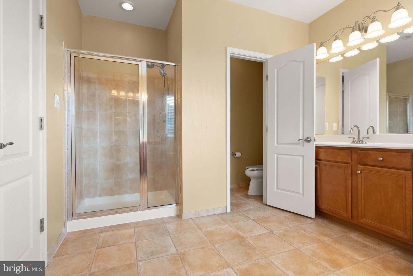 19296 CREEK FIELD CIR, LEESBURG, Virginia 20176, 4 Bedrooms Bedrooms, ,4 BathroomsBathrooms,Residential,For sale,19296 CREEK FIELD CIR,VALO2111832 MLS # VALO2111832