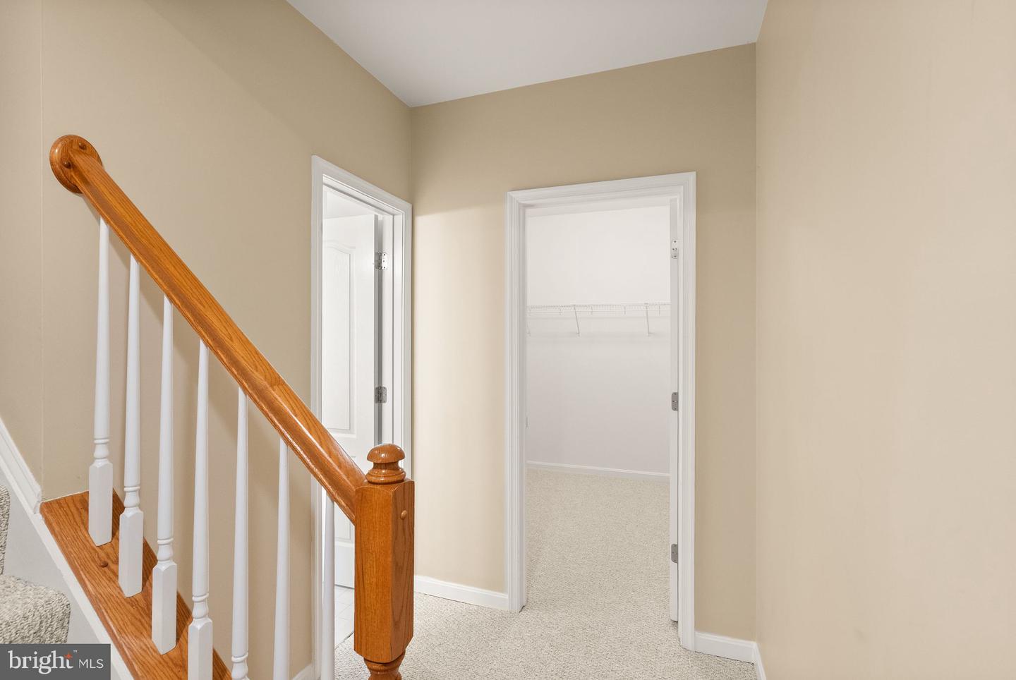 19296 CREEK FIELD CIR, LEESBURG, Virginia 20176, 4 Bedrooms Bedrooms, ,4 BathroomsBathrooms,Residential,For sale,19296 CREEK FIELD CIR,VALO2111832 MLS # VALO2111832