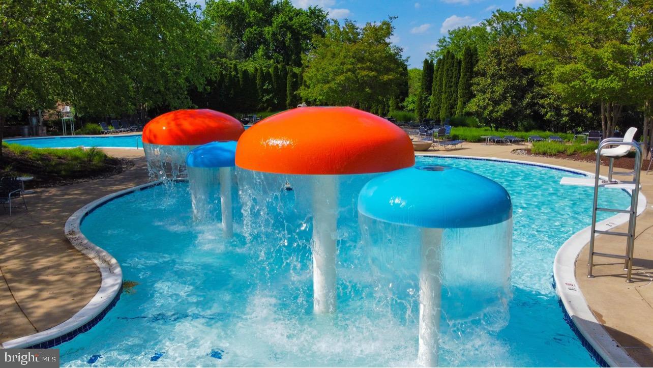 19296 CREEK FIELD CIR, LEESBURG, Virginia 20176, 4 Bedrooms Bedrooms, ,4 BathroomsBathrooms,Residential,For sale,19296 CREEK FIELD CIR,VALO2111832 MLS # VALO2111832