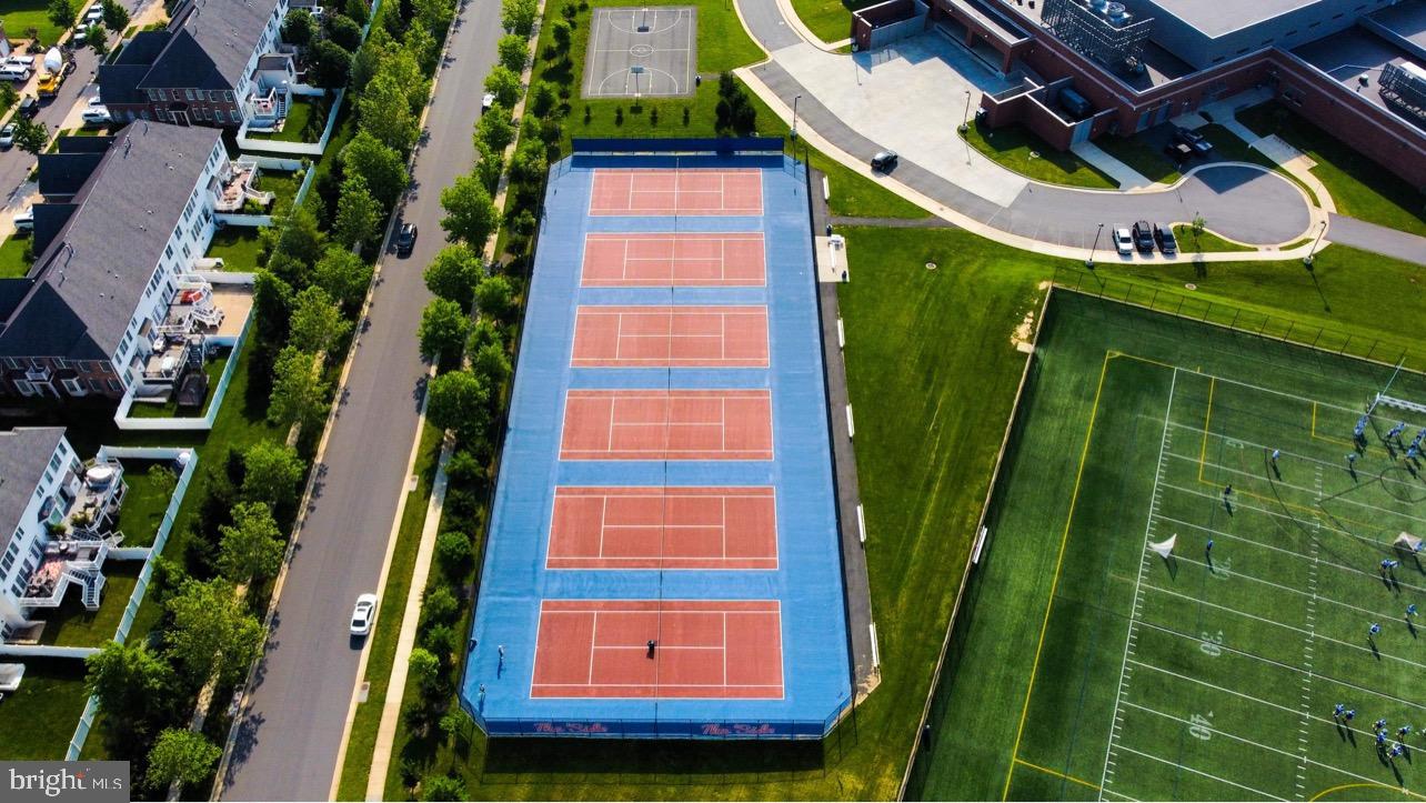 19296 CREEK FIELD CIR, LEESBURG, Virginia 20176, 4 Bedrooms Bedrooms, ,4 BathroomsBathrooms,Residential,For sale,19296 CREEK FIELD CIR,VALO2111832 MLS # VALO2111832