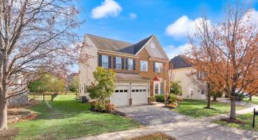 19296 CREEK FIELD CIR, LEESBURG, Virginia 20176, 4 Bedrooms Bedrooms, ,4 BathroomsBathrooms,Residential,For sale,19296 CREEK FIELD CIR,VALO2111832 MLS # VALO2111832