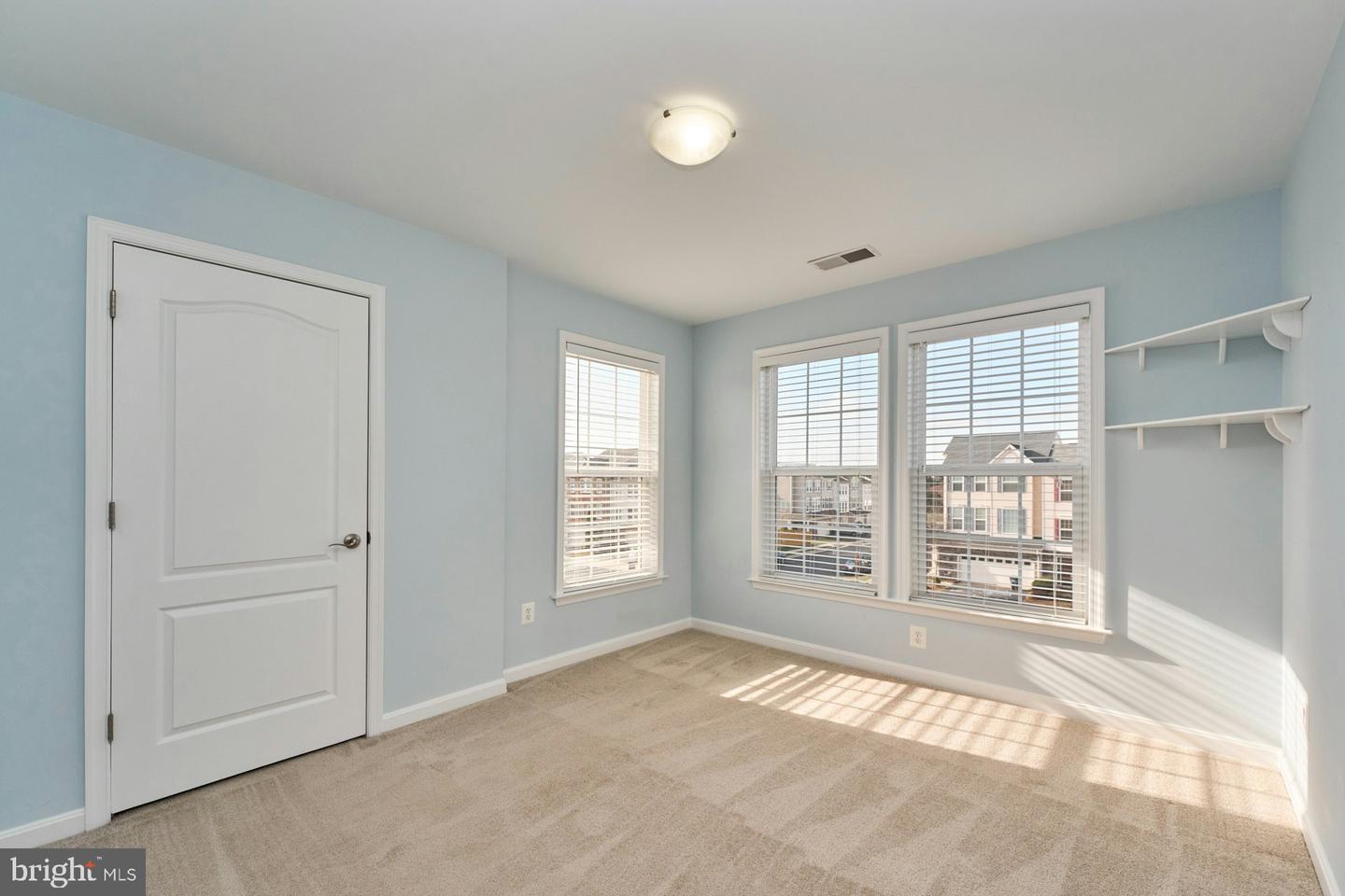 25108 CYPRESS MILL TER, ALDIE, Virginia 20105, 3 Bedrooms Bedrooms, ,3 BathroomsBathrooms,Residential,For sale,25108 CYPRESS MILL TER,VALO2111852 MLS # VALO2111852