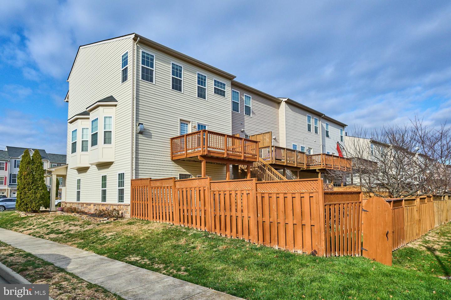 25108 CYPRESS MILL TER, ALDIE, Virginia 20105, 3 Bedrooms Bedrooms, ,3 BathroomsBathrooms,Residential,For sale,25108 CYPRESS MILL TER,VALO2111852 MLS # VALO2111852