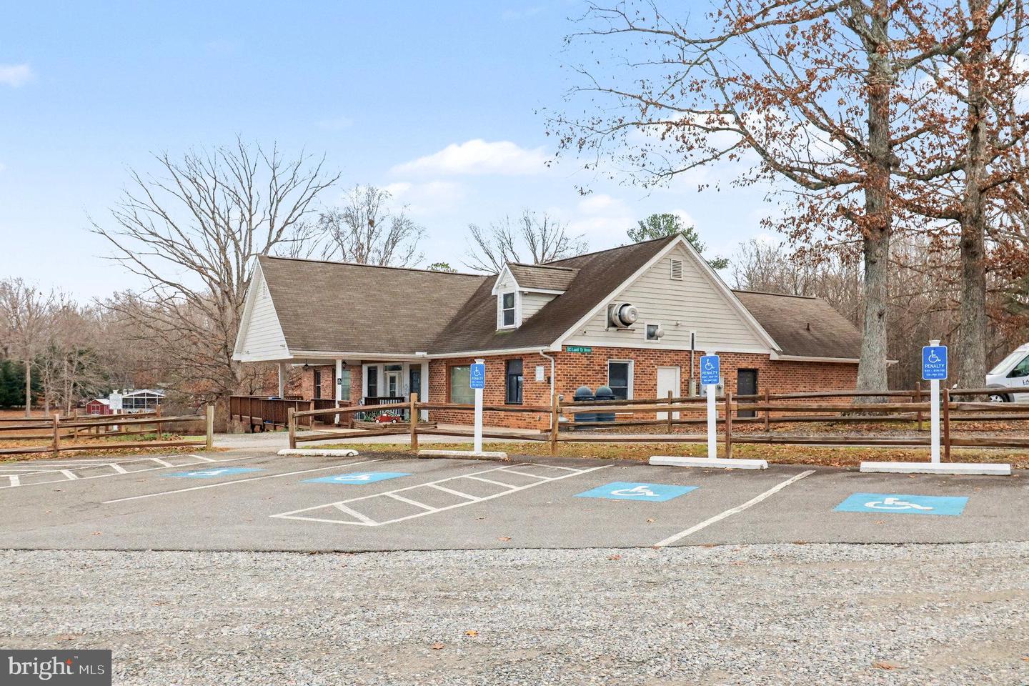 242 CEDAR RIDGE DR, RUTHER GLEN, Virginia 22546, 4 Bedrooms Bedrooms, ,2 BathroomsBathrooms,Residential,For sale,242 CEDAR RIDGE DR,VACV2009242 MLS # VACV2009242 242 CEDAR RIDGE DR, RUTHER GLEN, Virginia 22546, 4 Bedrooms Bedrooms, ,2 BathroomsBathrooms,Residential,For sale,242 CEDAR RIDGE DR,VACV2009242 MLS # VACV2009242