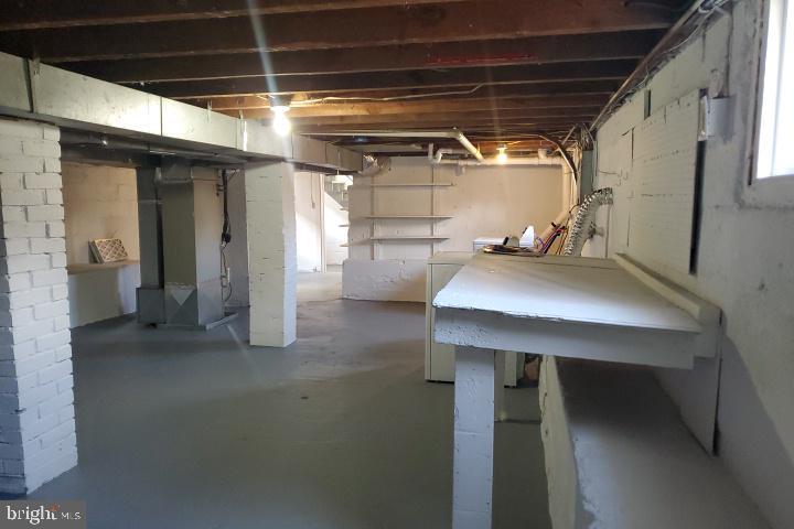 1460 JOHN MARSHALL HWY, FRONT ROYAL, Virginia 22630, 2 Bedrooms Bedrooms, 9 Rooms Rooms,1 BathroomBathrooms,Residential,For sale,1460 JOHN MARSHALL HWY,VAWR2012872 MLS # VAWR2012872