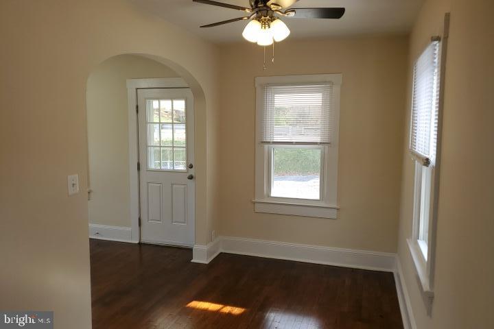 1460 JOHN MARSHALL HWY, FRONT ROYAL, Virginia 22630, 2 Bedrooms Bedrooms, 9 Rooms Rooms,1 BathroomBathrooms,Residential,For sale,1460 JOHN MARSHALL HWY,VAWR2012872 MLS # VAWR2012872