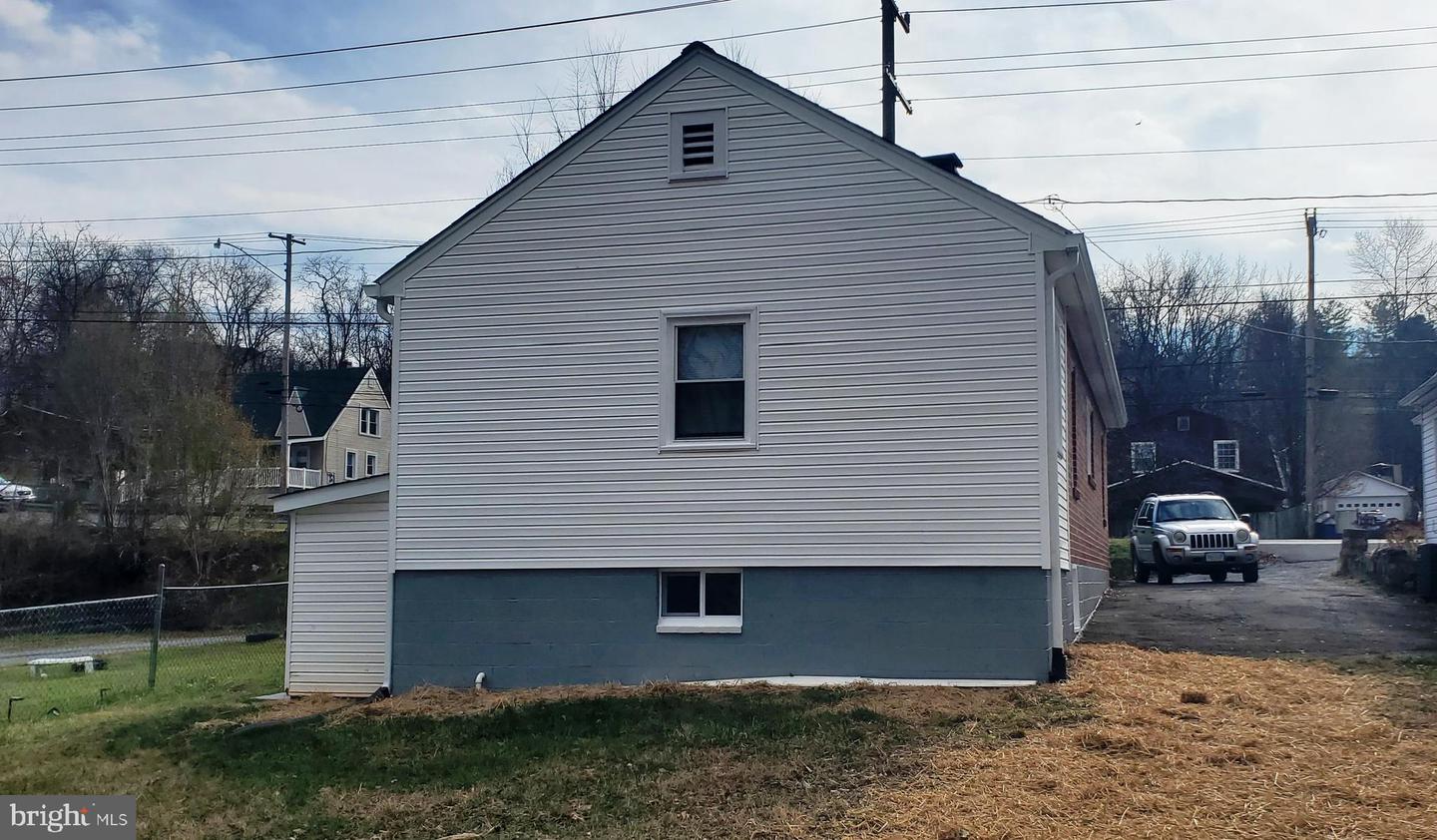 1460 JOHN MARSHALL HWY, FRONT ROYAL, Virginia 22630, 2 Bedrooms Bedrooms, 9 Rooms Rooms,1 BathroomBathrooms,Residential,For sale,1460 JOHN MARSHALL HWY,VAWR2012872 MLS # VAWR2012872