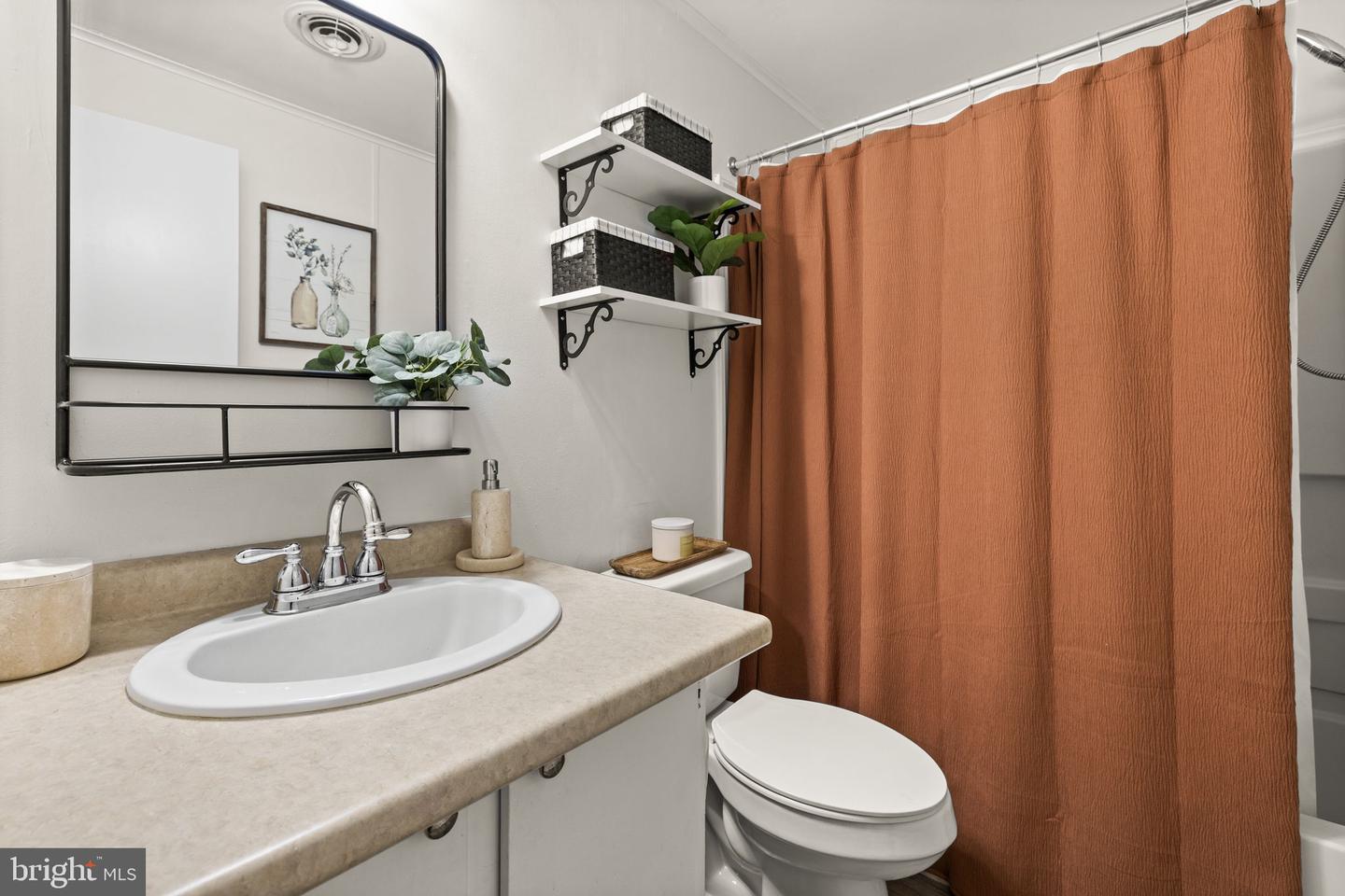 9523 BROCK RD, SPOTSYLVANIA, Virginia 22553, 3 Bedrooms Bedrooms, ,2 BathroomsBathrooms,Residential,For sale,9523 BROCK RD,VASP2037912 MLS # VASP2037912