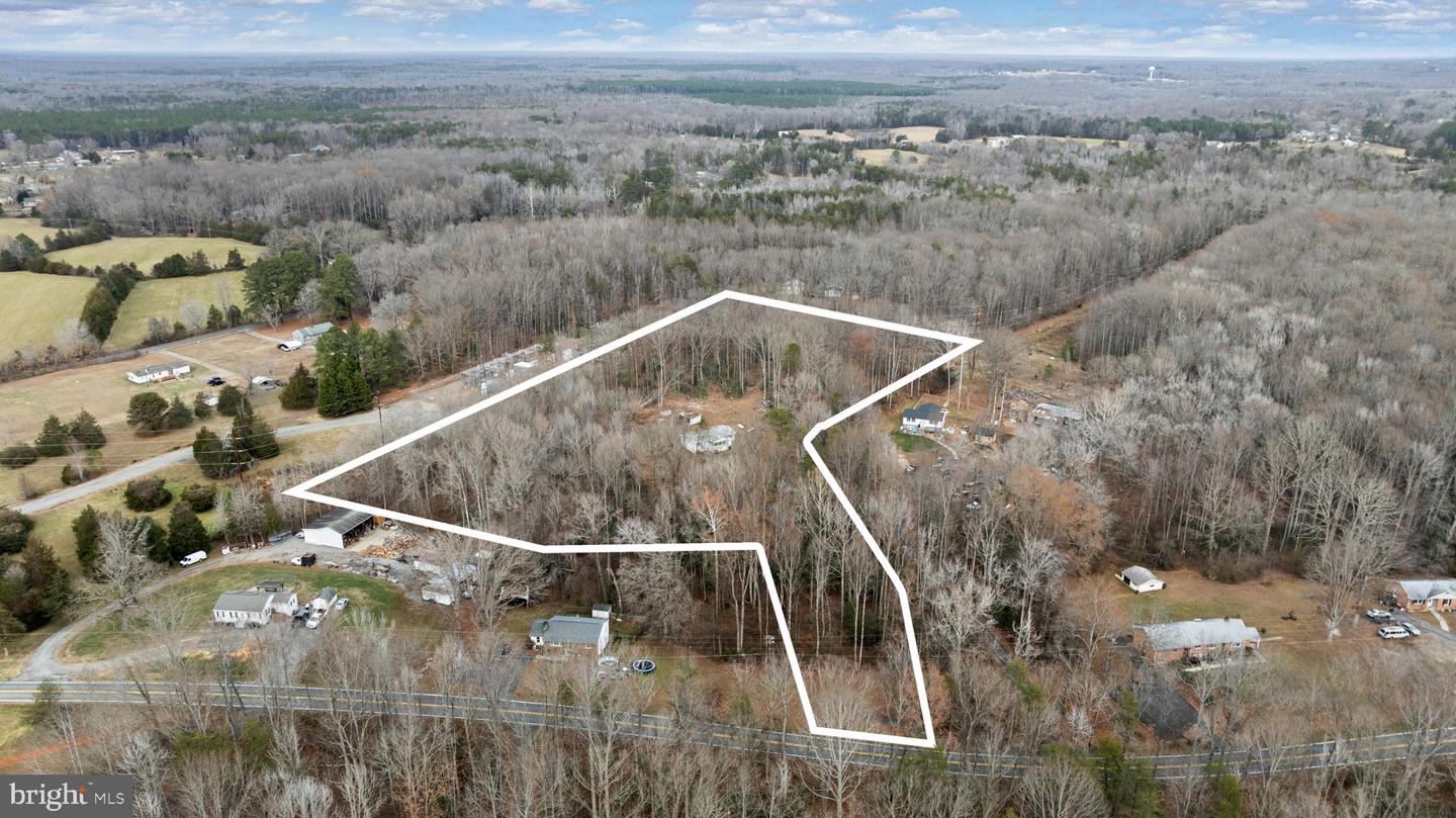 9523 BROCK RD, SPOTSYLVANIA, Virginia 22553, 3 Bedrooms Bedrooms, ,2 BathroomsBathrooms,Residential,For sale,9523 BROCK RD,VASP2037912 MLS # VASP2037912