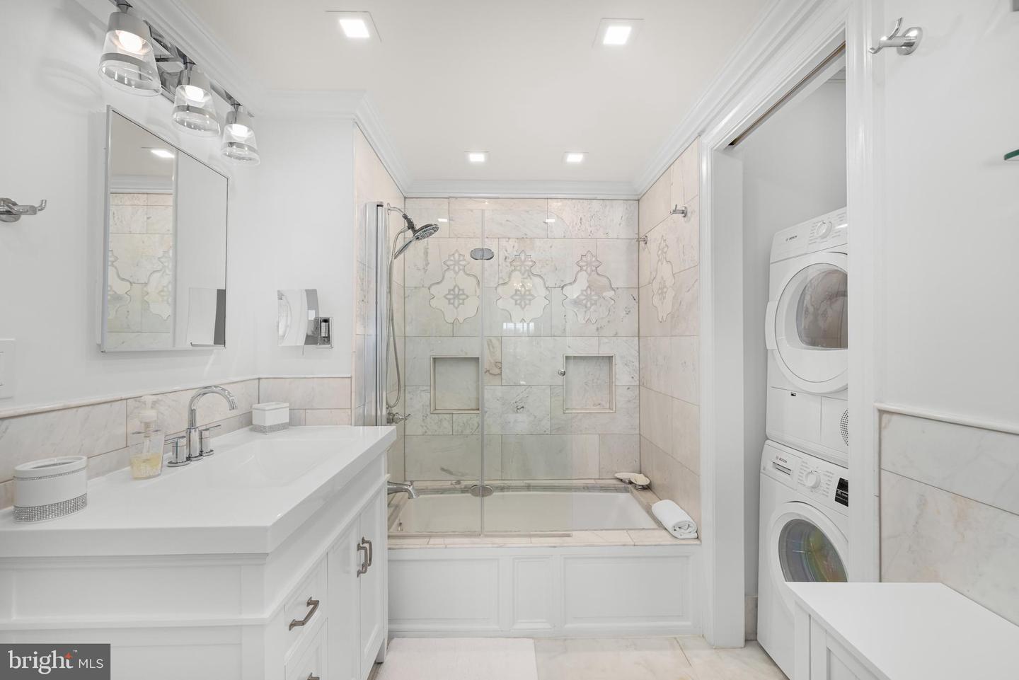 2801 NEW MEXICO AVE NW #204, WASHINGTON, District Of Columbia 20007, 2 Bedrooms Bedrooms, ,1 BathroomBathrooms,Residential,For sale,2801 NEW MEXICO AVE NW #204,DCDC2233662 MLS # DCDC2233662