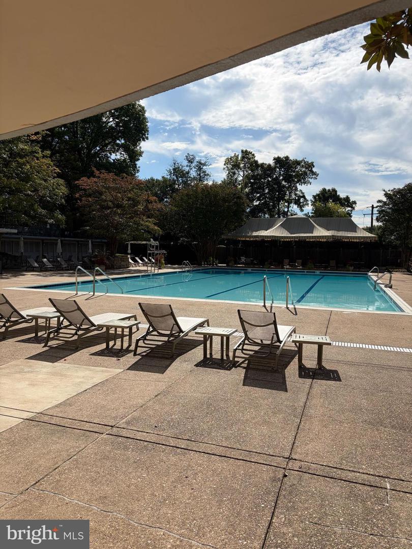 2801 NEW MEXICO AVE NW #204, WASHINGTON, District Of Columbia 20007, 2 Bedrooms Bedrooms, ,1 BathroomBathrooms,Residential,For sale,2801 NEW MEXICO AVE NW #204,DCDC2233662 MLS # DCDC2233662