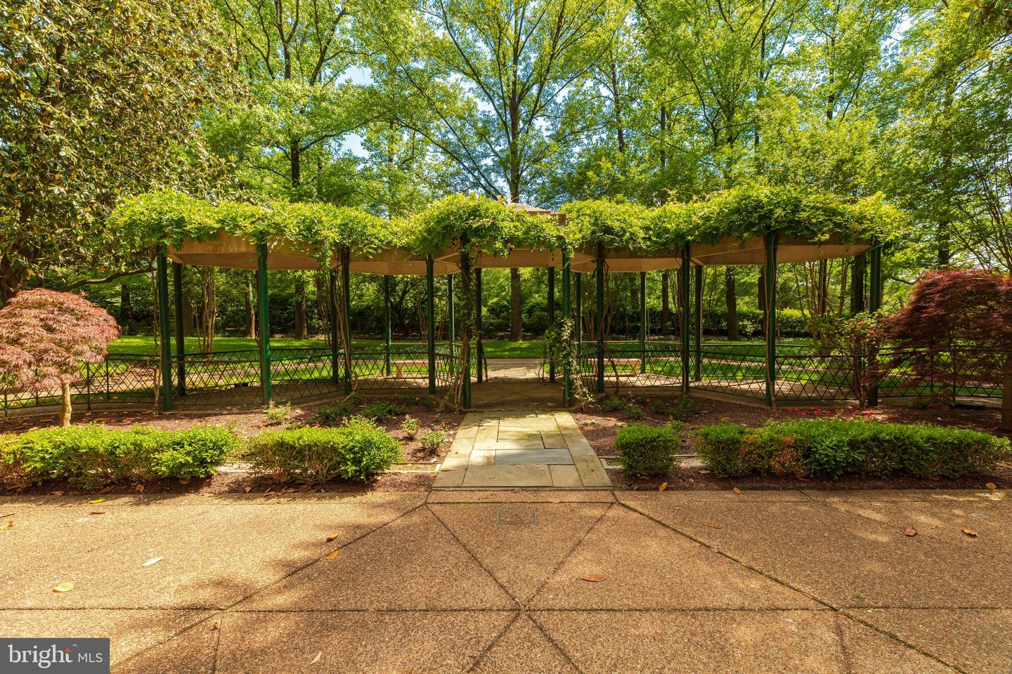 2801 NEW MEXICO AVE NW #204, WASHINGTON, District Of Columbia 20007, 2 Bedrooms Bedrooms, ,1 BathroomBathrooms,Residential,For sale,2801 NEW MEXICO AVE NW #204,DCDC2233662 MLS # DCDC2233662