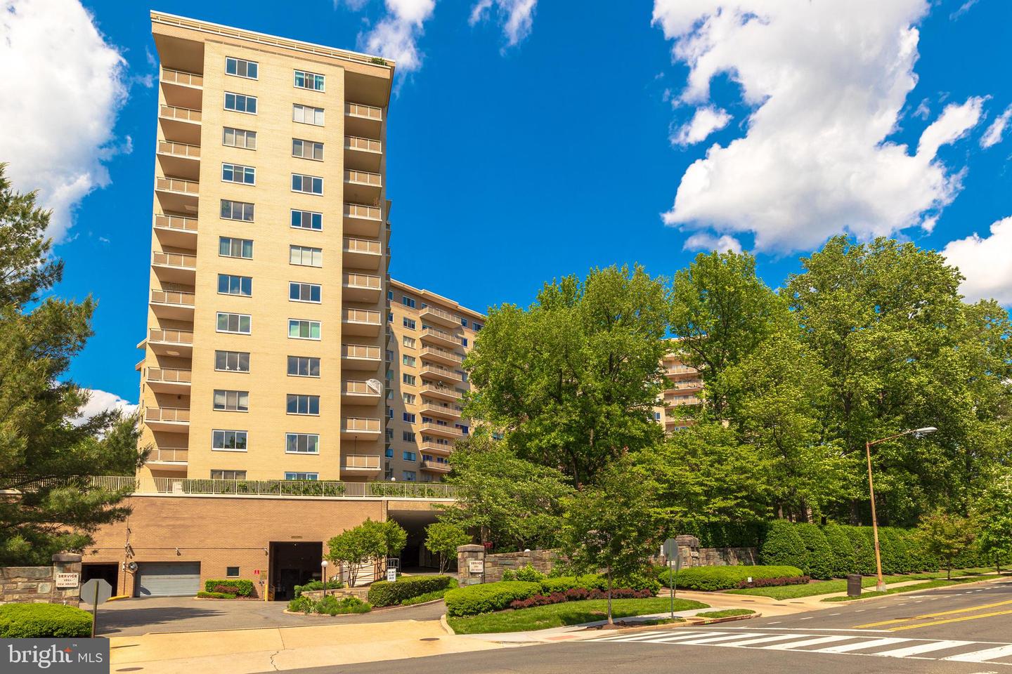 2801 NEW MEXICO AVE NW #204, WASHINGTON, District Of Columbia 20007, 2 Bedrooms Bedrooms, ,1 BathroomBathrooms,Residential,For sale,2801 NEW MEXICO AVE NW #204,DCDC2233662 MLS # DCDC2233662