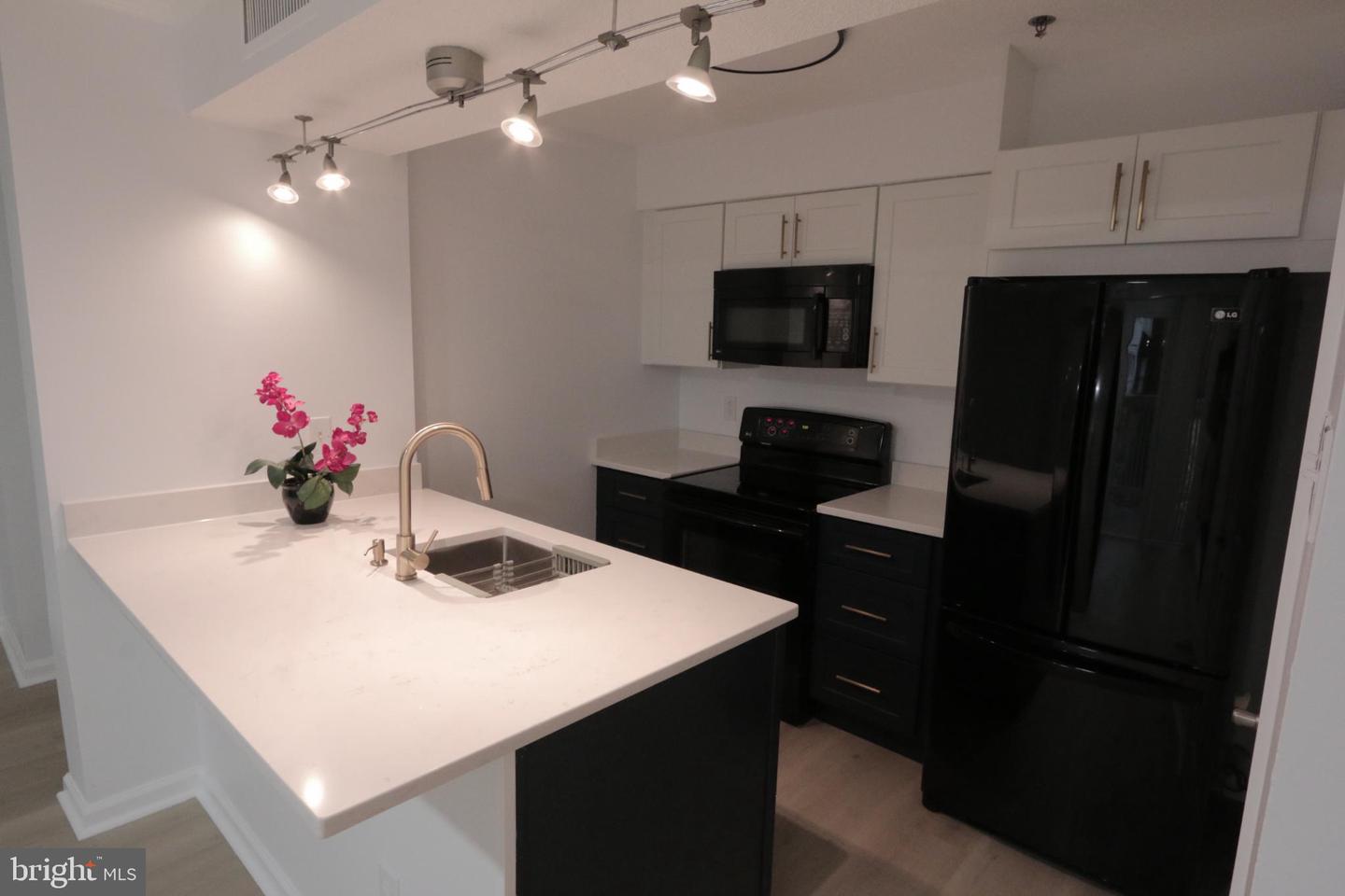 1504 LINCOLN WAY #104, MCLEAN, Virginia 22102, 1 Bedroom Bedrooms, 4 Rooms Rooms,1 BathroomBathrooms,Residential,For sale,1504 LINCOLN WAY #104,VAFX2281312 MLS # VAFX2281312