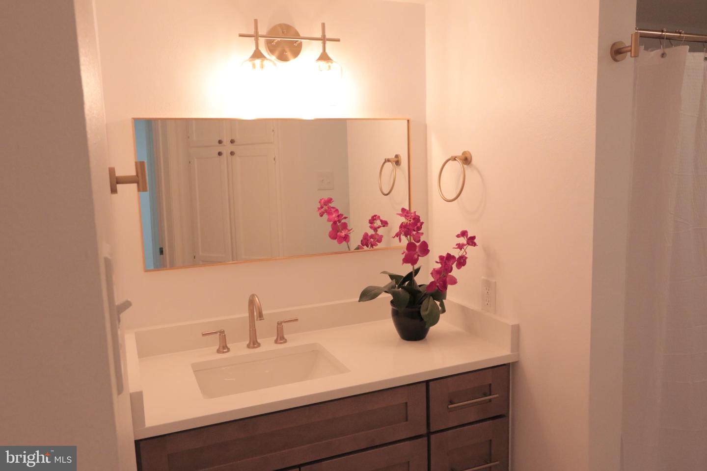 1504 LINCOLN WAY #104, MCLEAN, Virginia 22102, 1 Bedroom Bedrooms, 4 Rooms Rooms,1 BathroomBathrooms,Residential,For sale,1504 LINCOLN WAY #104,VAFX2281312 MLS # VAFX2281312