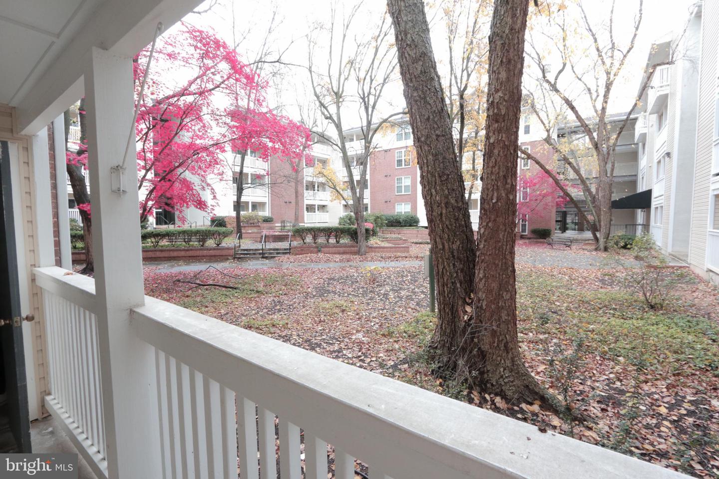 1504 LINCOLN WAY #104, MCLEAN, Virginia 22102, 1 Bedroom Bedrooms, 4 Rooms Rooms,1 BathroomBathrooms,Residential,For sale,1504 LINCOLN WAY #104,VAFX2281312 MLS # VAFX2281312